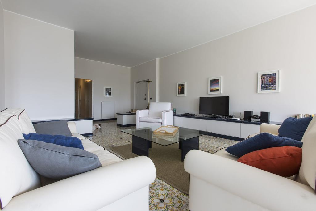 Poggio Fiorito Apartment Рапало Стая снимка