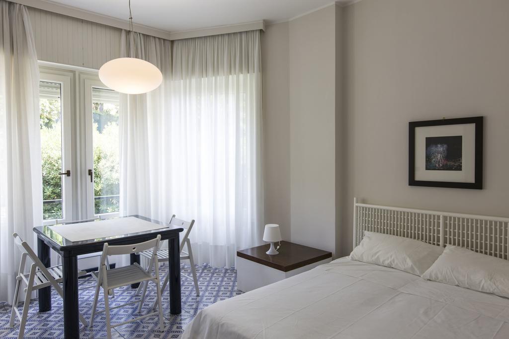 Poggio Fiorito Apartment Рапало Стая снимка